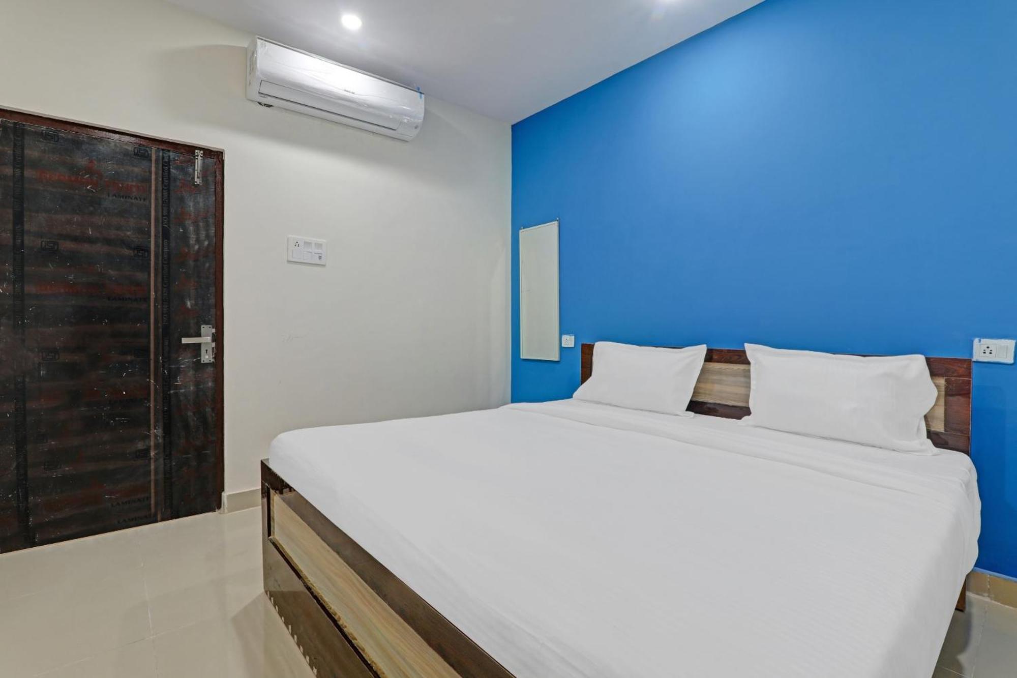 O Rudra Palace Near Phoenix United Hotel