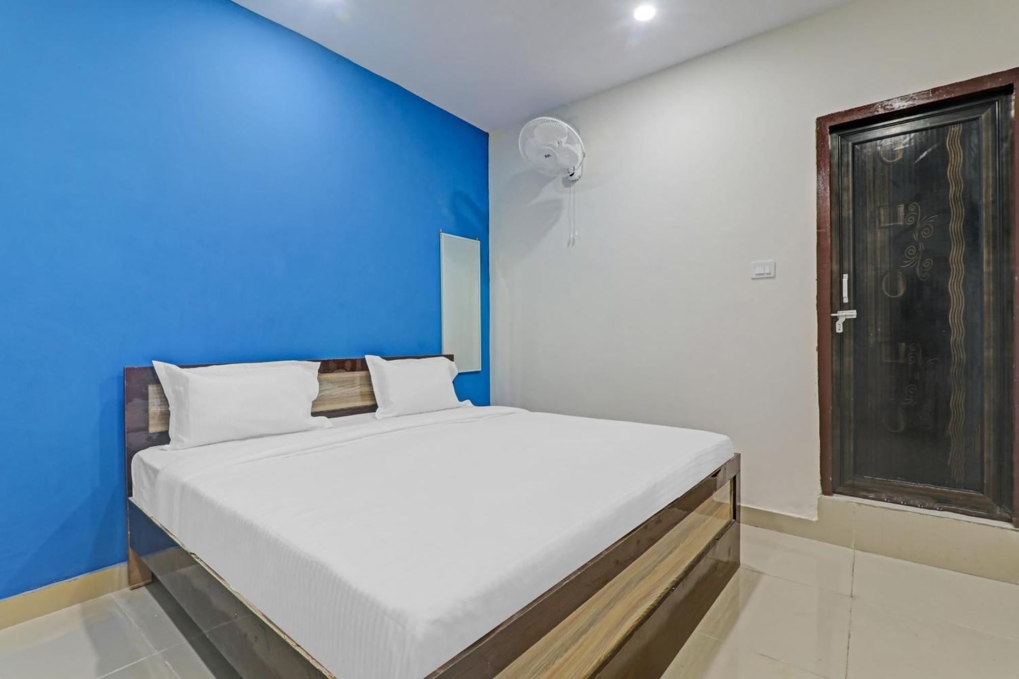 O Rudra Palace Near Phoenix United Hotel 3*